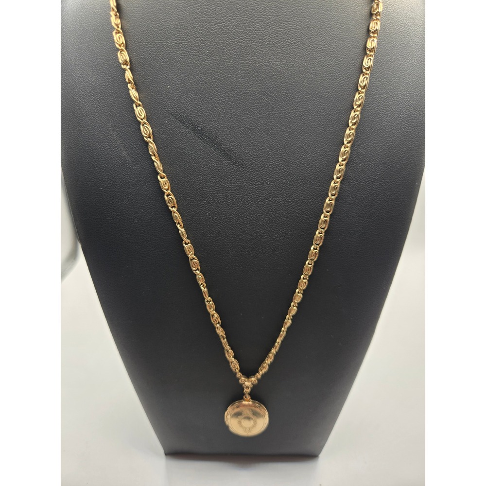 1928 Jewelry Gold Tone Etched Oval Locket Necklace S-Link Chain Vintage Style